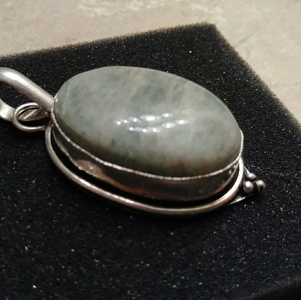 Agate Pendant - image 2
